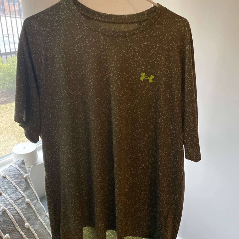 New XXL Under Armor short sleeve athletic t shirt